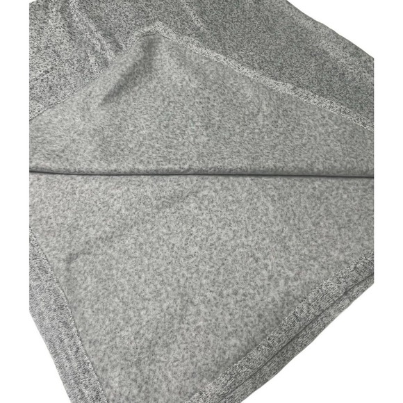 Sweater Fleece Gray Throw Blanket "NETFLIX" Sublimation 58" x 48" Polyester - Picture 3 of 3